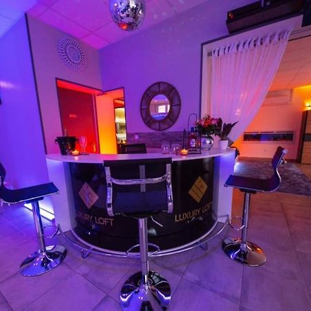 Loft Privatif Avec Jacuzzi Et Sauna 圣迪济耶 外观 照片